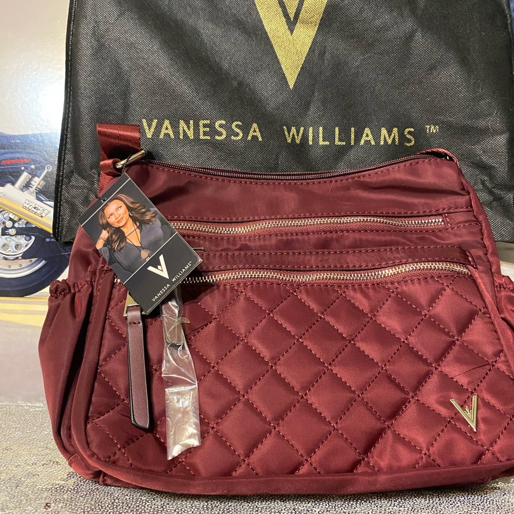 NWT Vanessa Williams Quilted Crossbody
